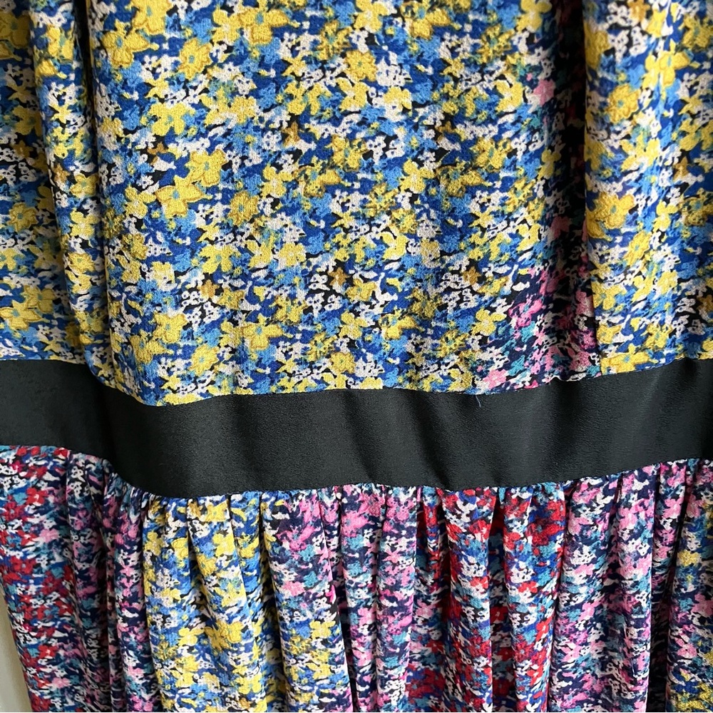 BCBGeneration Halter Maxi Dress Size 2 Chiffon Print Ruffle Formal Wedding Guest - Picture 6 of 12